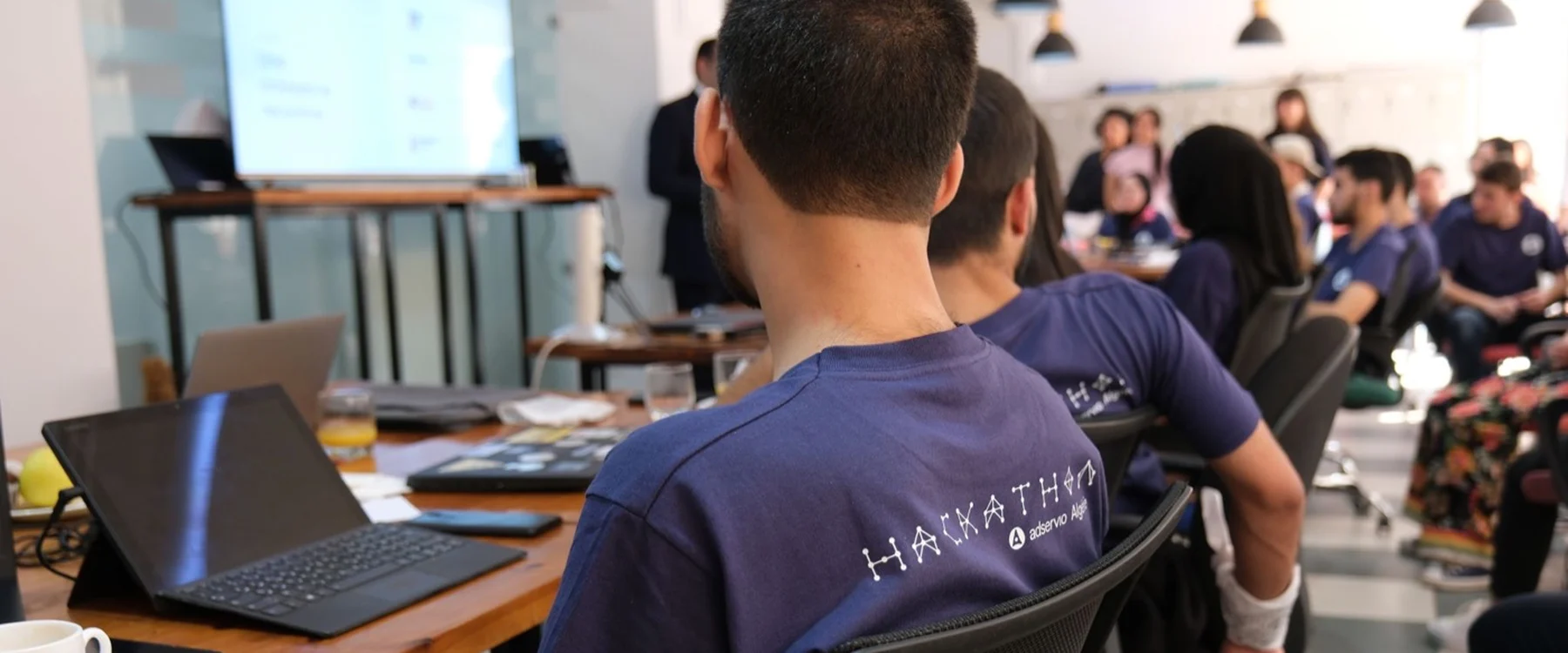 Un hackathon Adservio