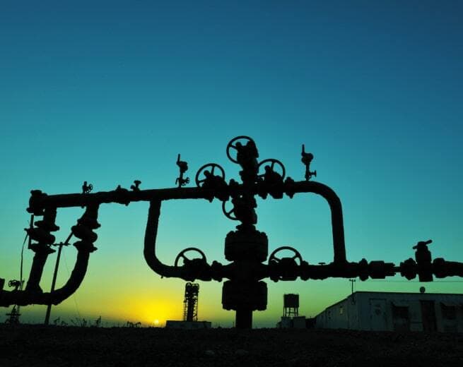 Building a real-time data pipeline with Kafka, Spark and Hive